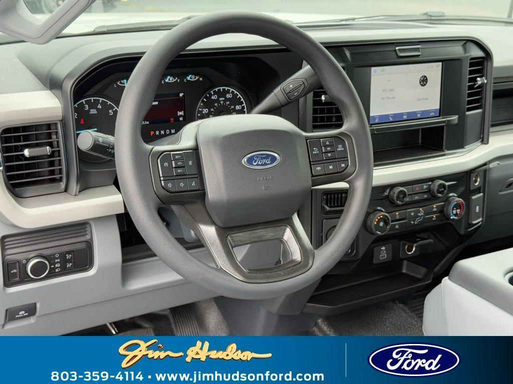 new 2025 Ford F-250 car, priced at $51,600