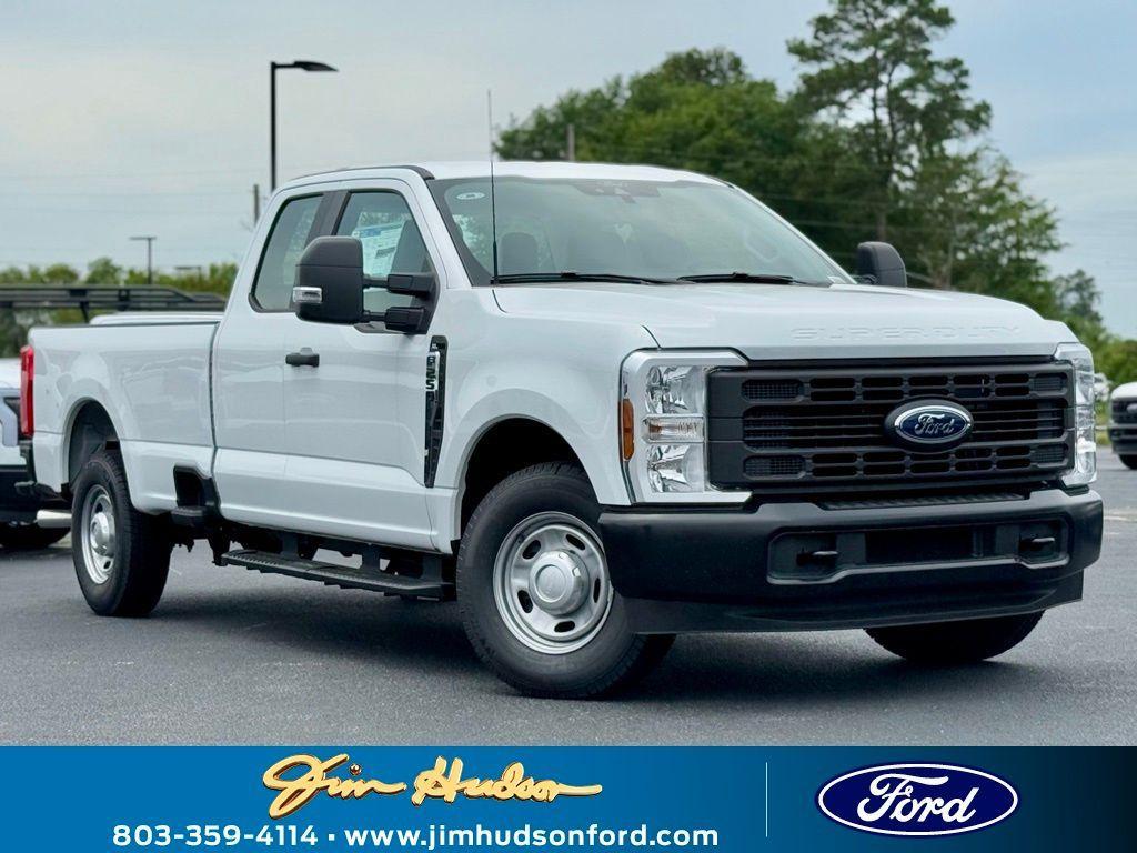 new 2025 Ford F-250 car, priced at $51,600