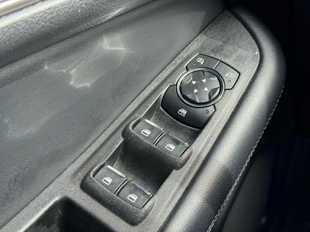 used 2023 Ford Edge car, priced at $25,480