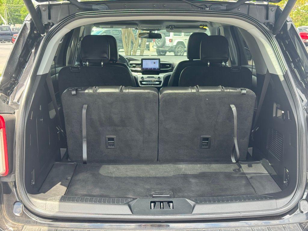 used 2022 Ford Explorer car, priced at $32,300