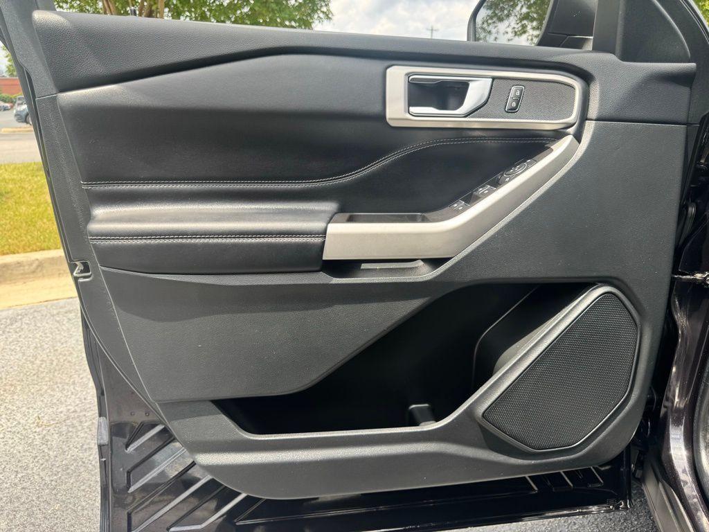 used 2022 Ford Explorer car, priced at $32,300