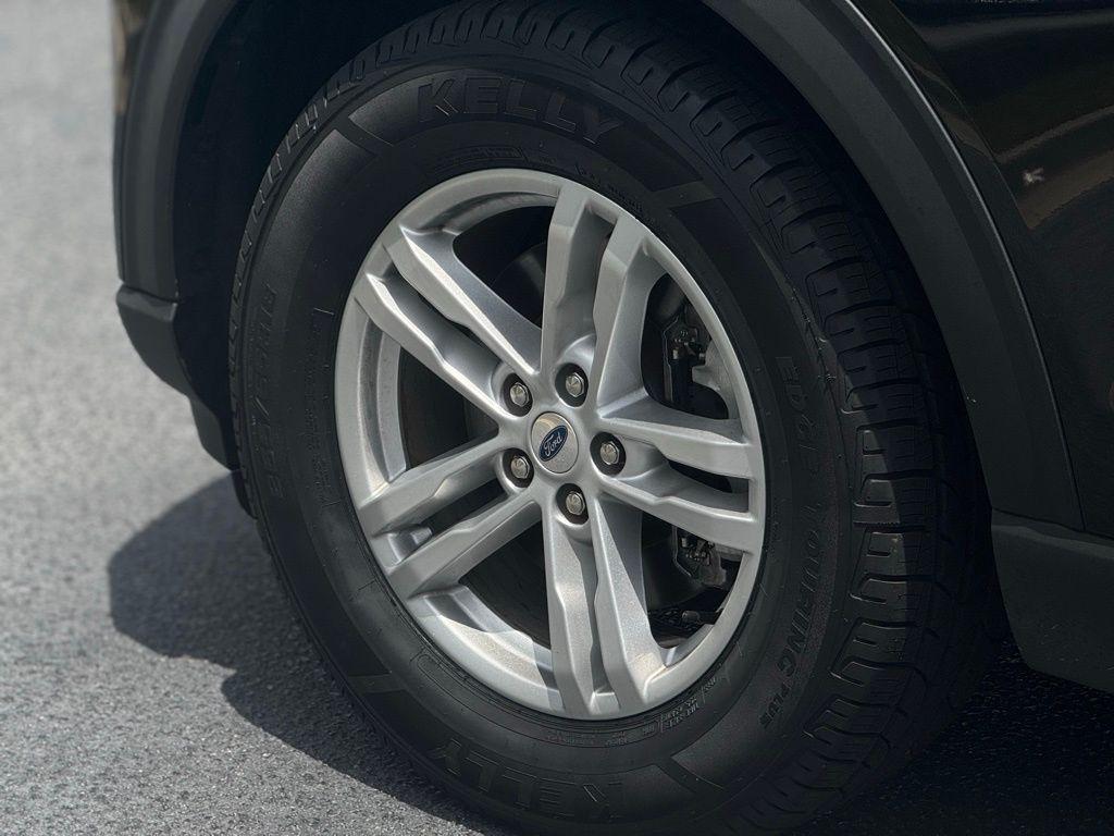 used 2022 Ford Explorer car, priced at $32,300