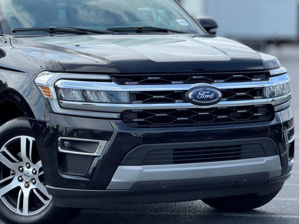 used 2023 Ford Expedition car, priced at $47,999