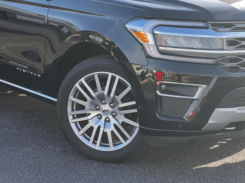 new 2024 Ford Expedition car, priced at $87,882