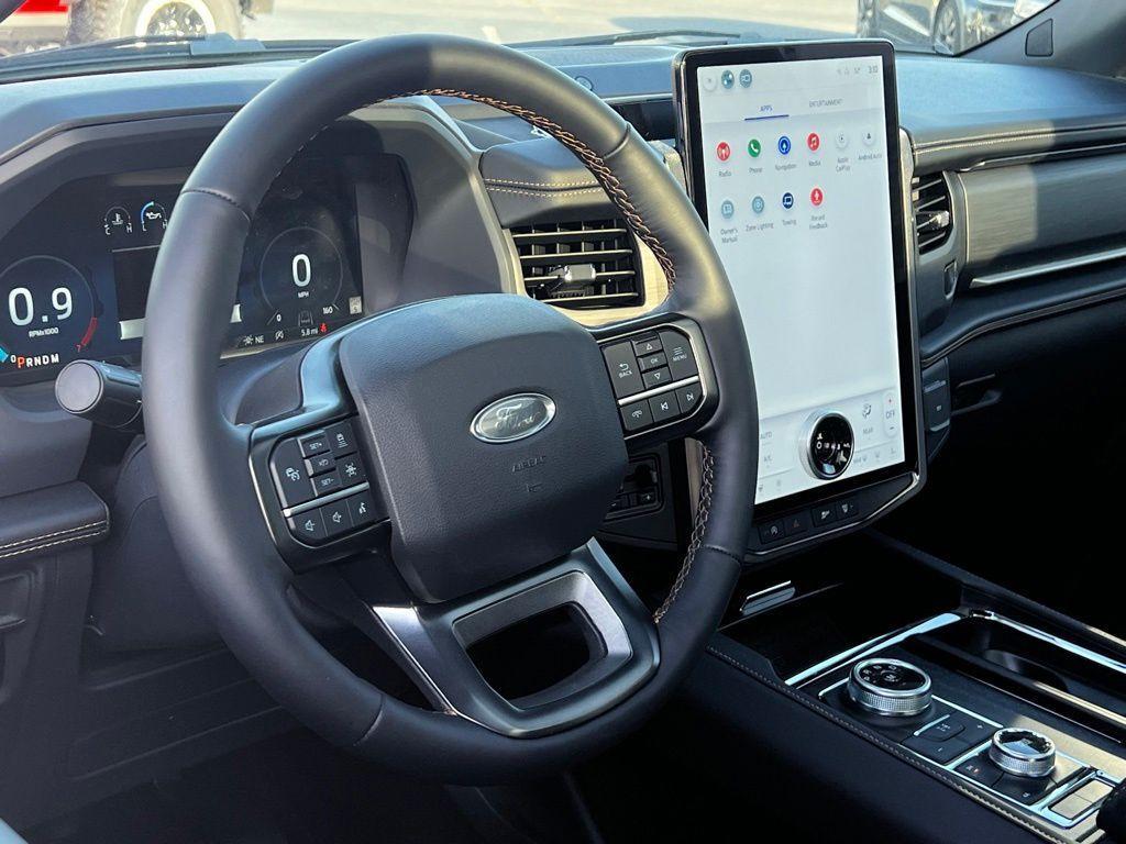 new 2024 Ford Expedition car, priced at $79,471