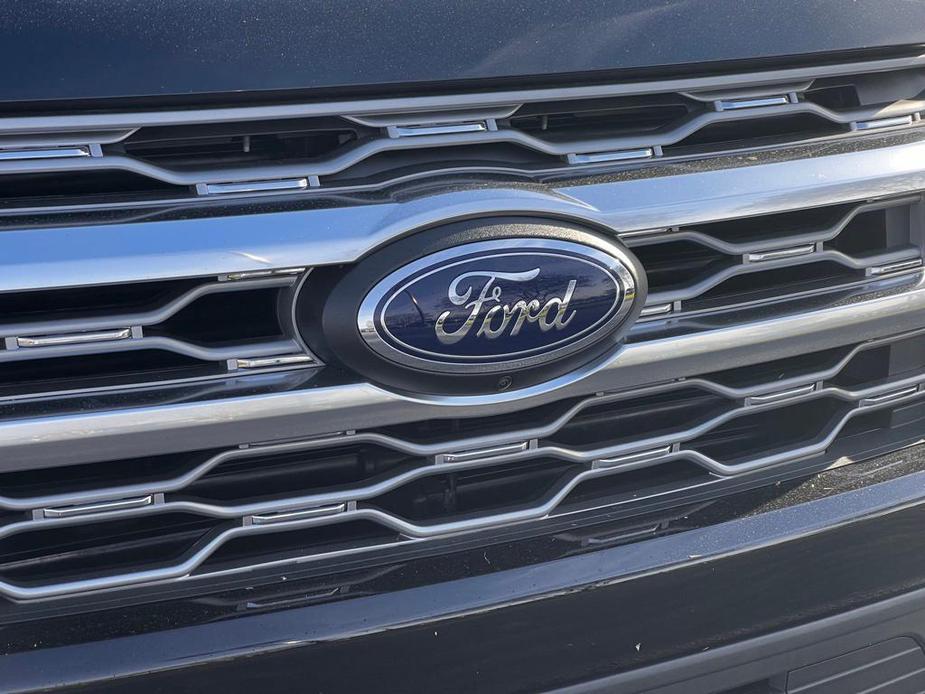 new 2024 Ford Expedition car, priced at $87,882