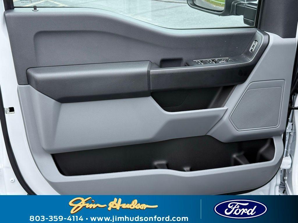 new 2025 Ford F-250 car, priced at $68,205