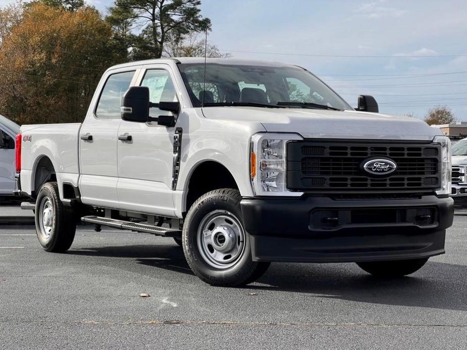 new 2023 Ford F-250 car, priced at $54,665