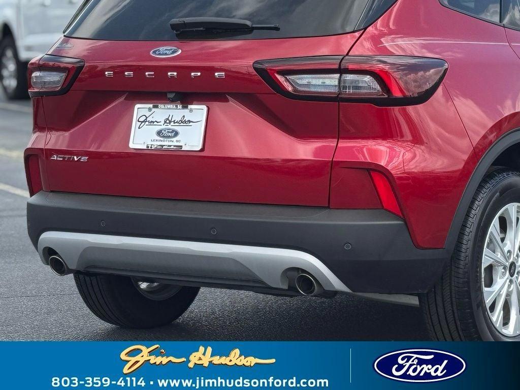 new 2025 Ford Escape car, priced at $25,421