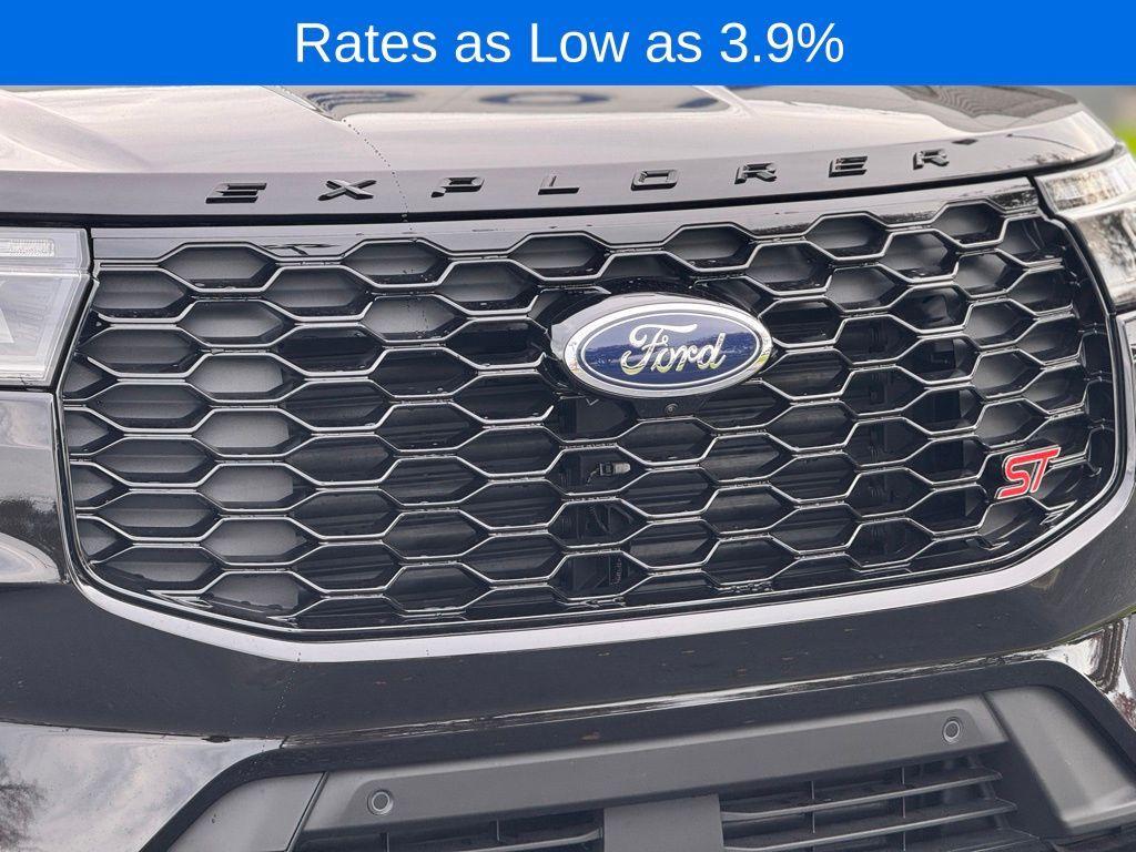 new 2025 Ford Explorer car, priced at $53,384