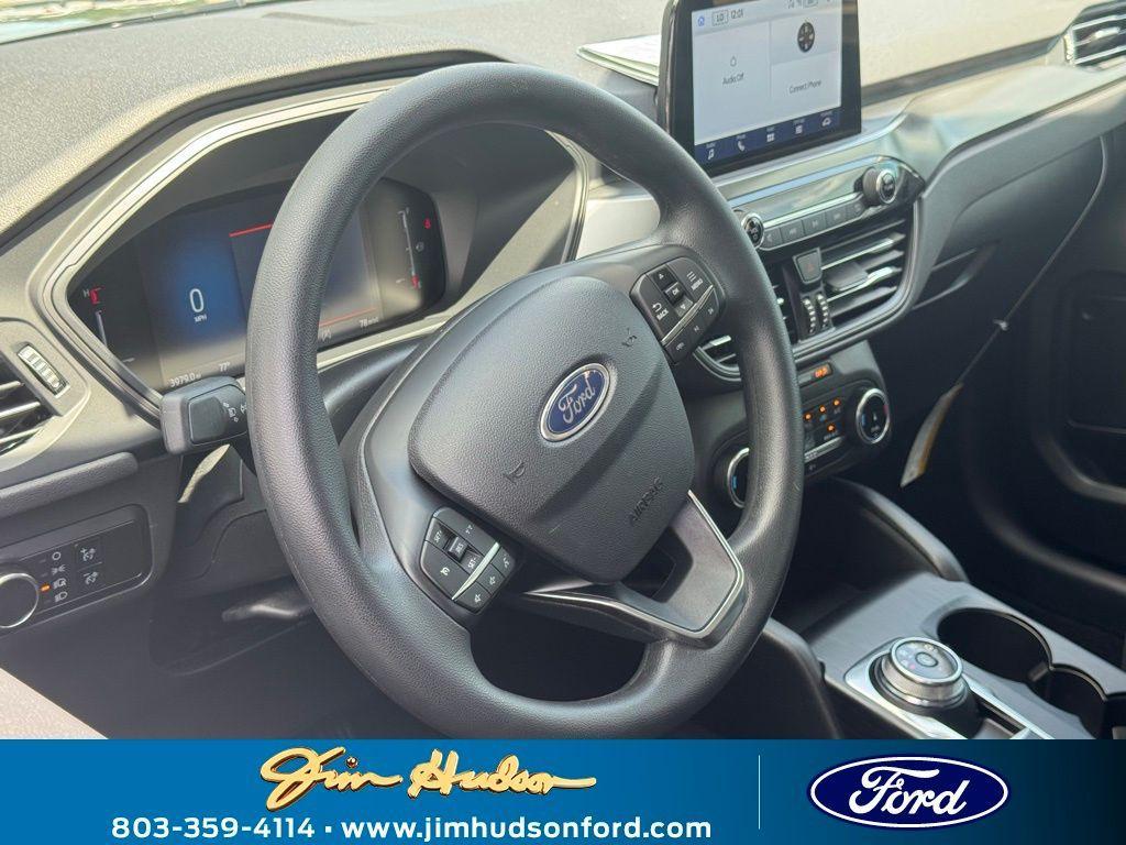 new 2025 Ford Escape car, priced at $28,068