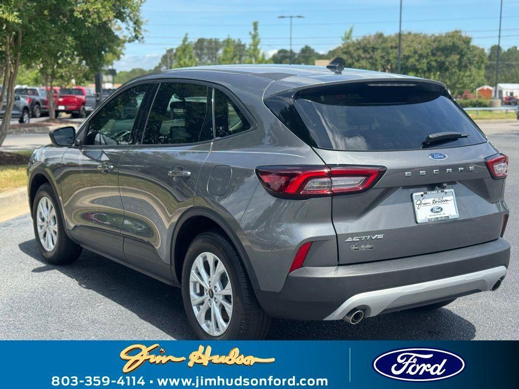 new 2025 Ford Escape car, priced at $28,068