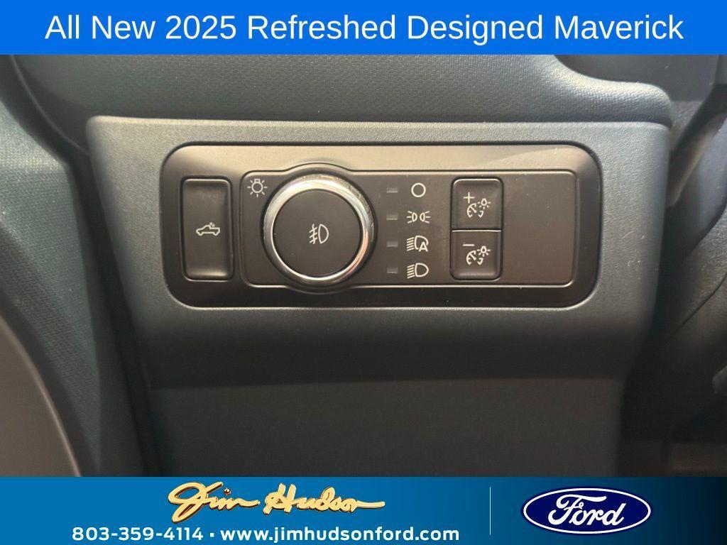 new 2025 Ford Maverick car, priced at $36,120