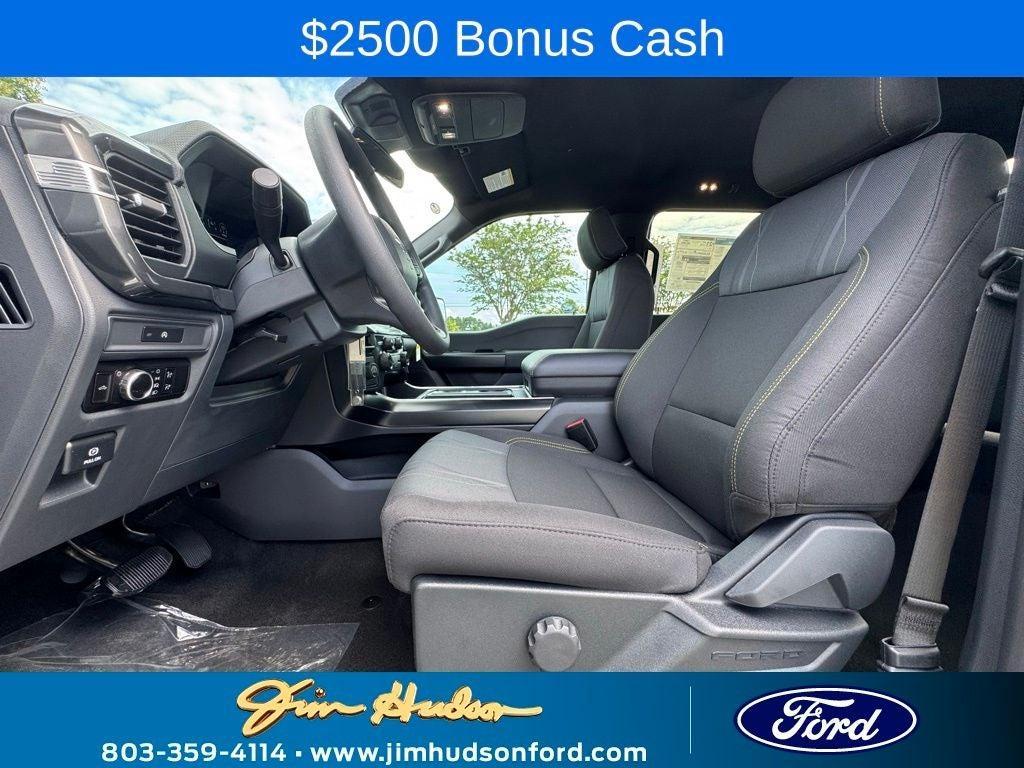 new 2025 Ford F-150 car, priced at $47,015