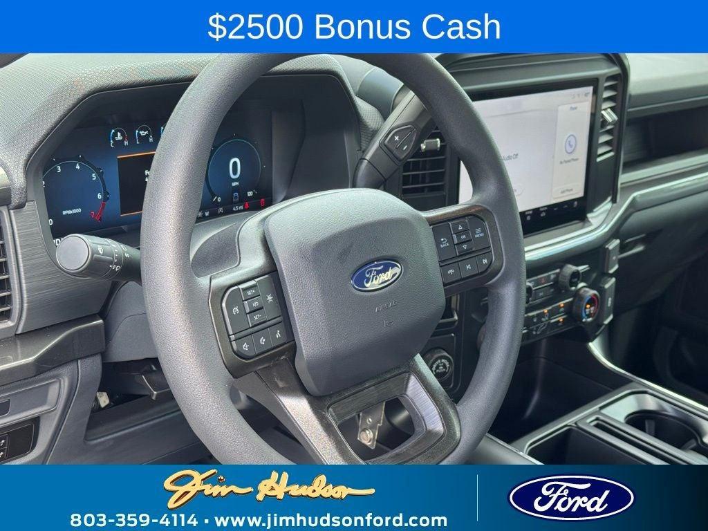 new 2025 Ford F-150 car, priced at $47,015