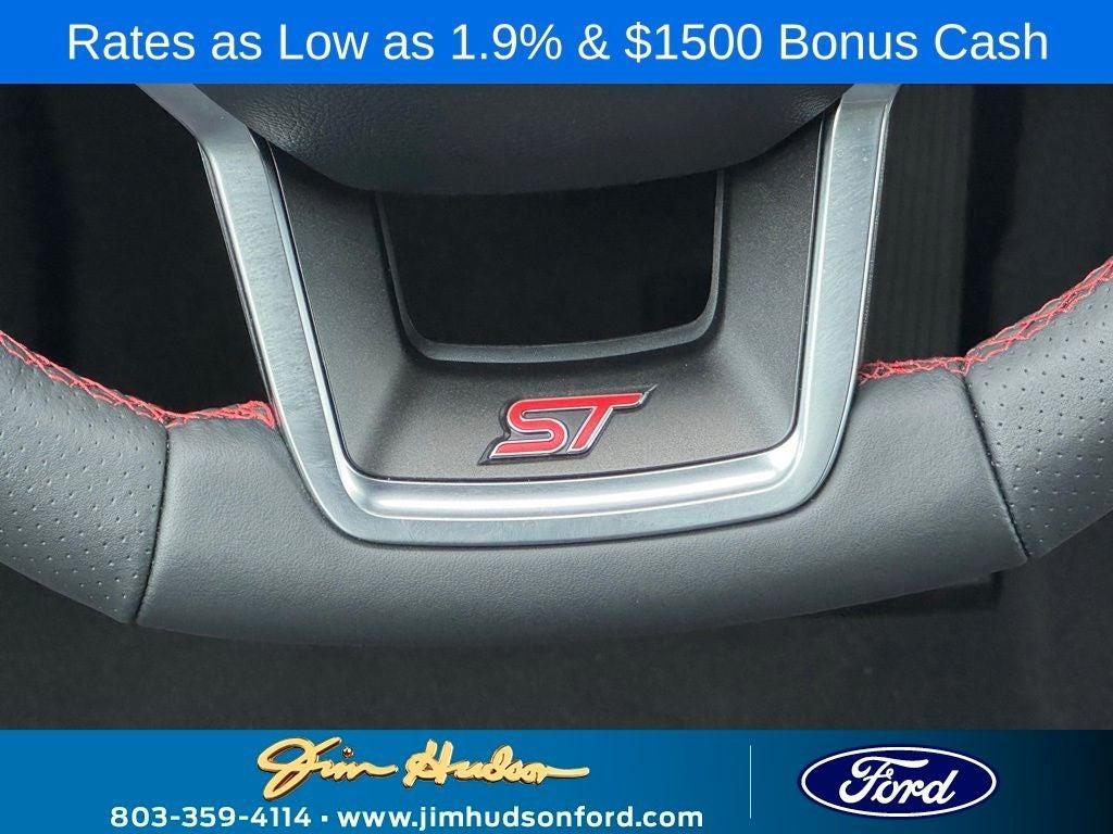 new 2025 Ford Explorer car, priced at $58,680