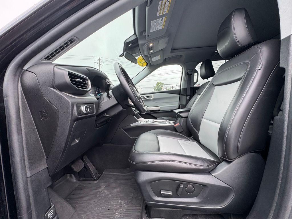 used 2022 Ford Explorer car, priced at $33,500