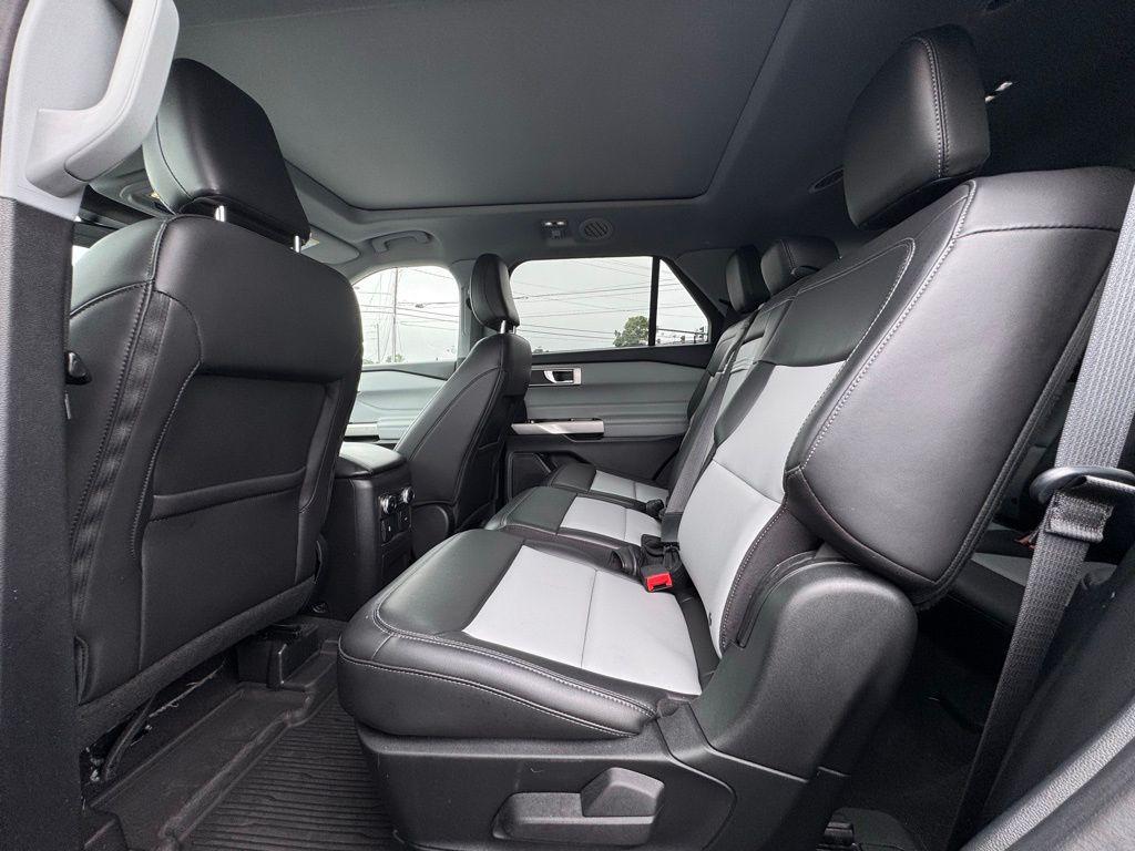 used 2022 Ford Explorer car, priced at $33,500