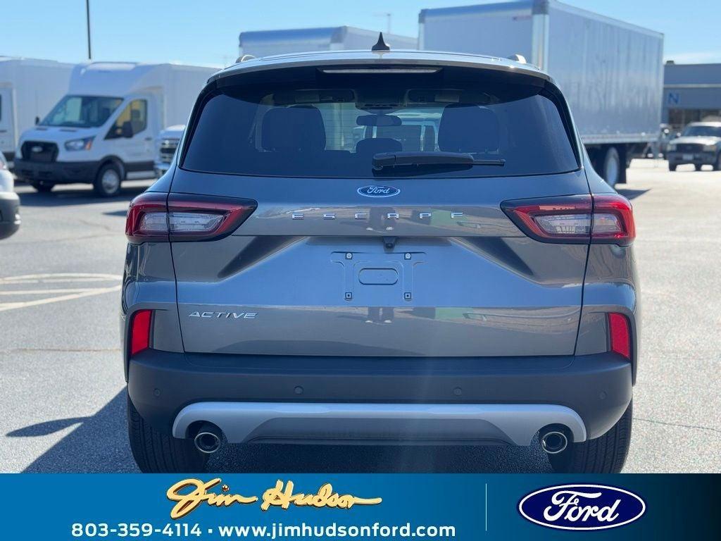 new 2025 Ford Escape car, priced at $28,080