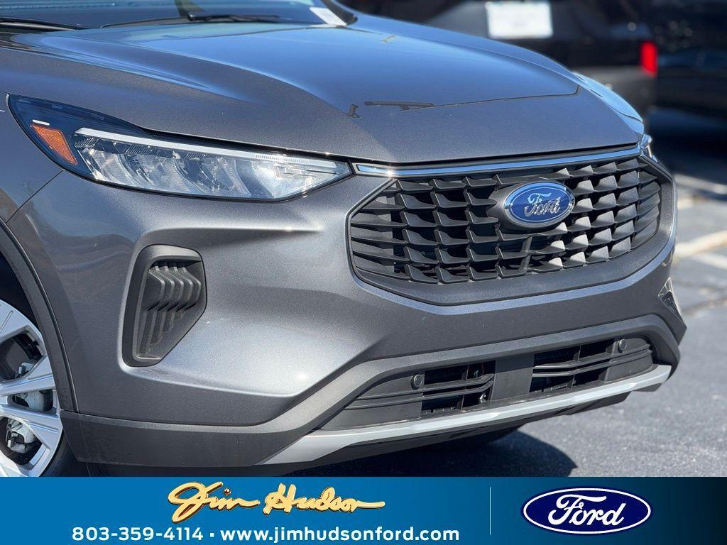 new 2025 Ford Escape car, priced at $29,940