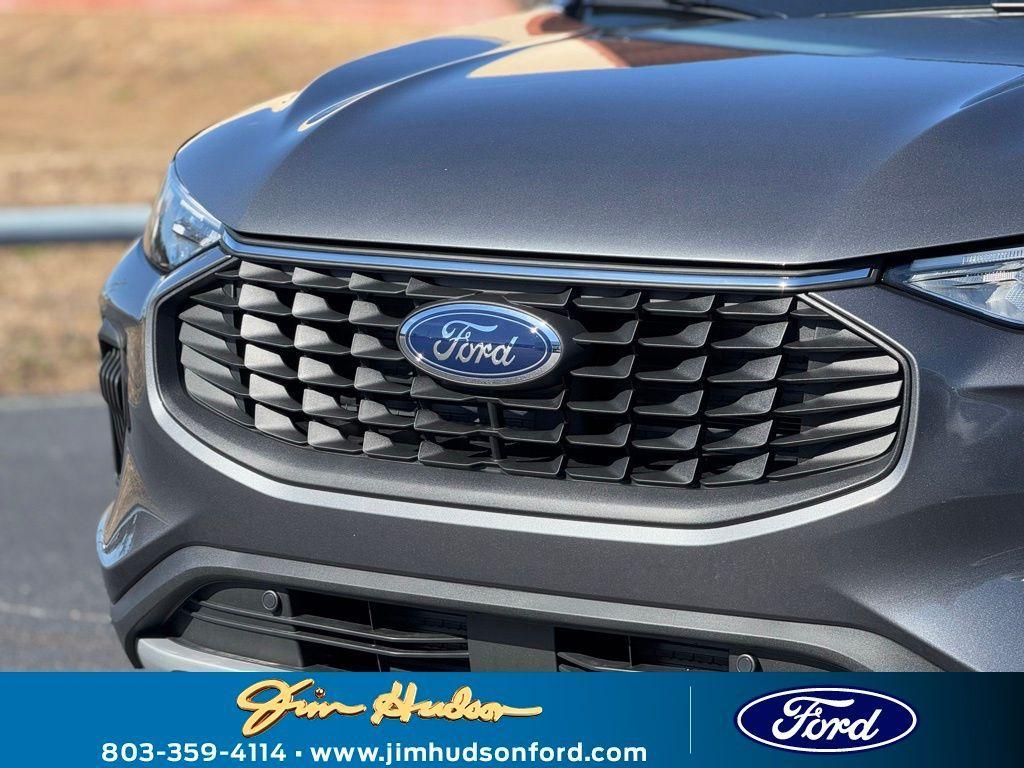 new 2025 Ford Escape car, priced at $29,940