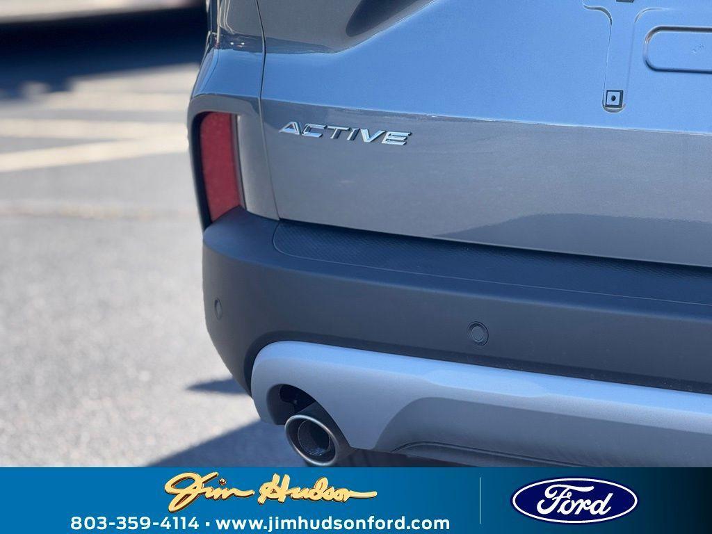 new 2025 Ford Escape car, priced at $29,940