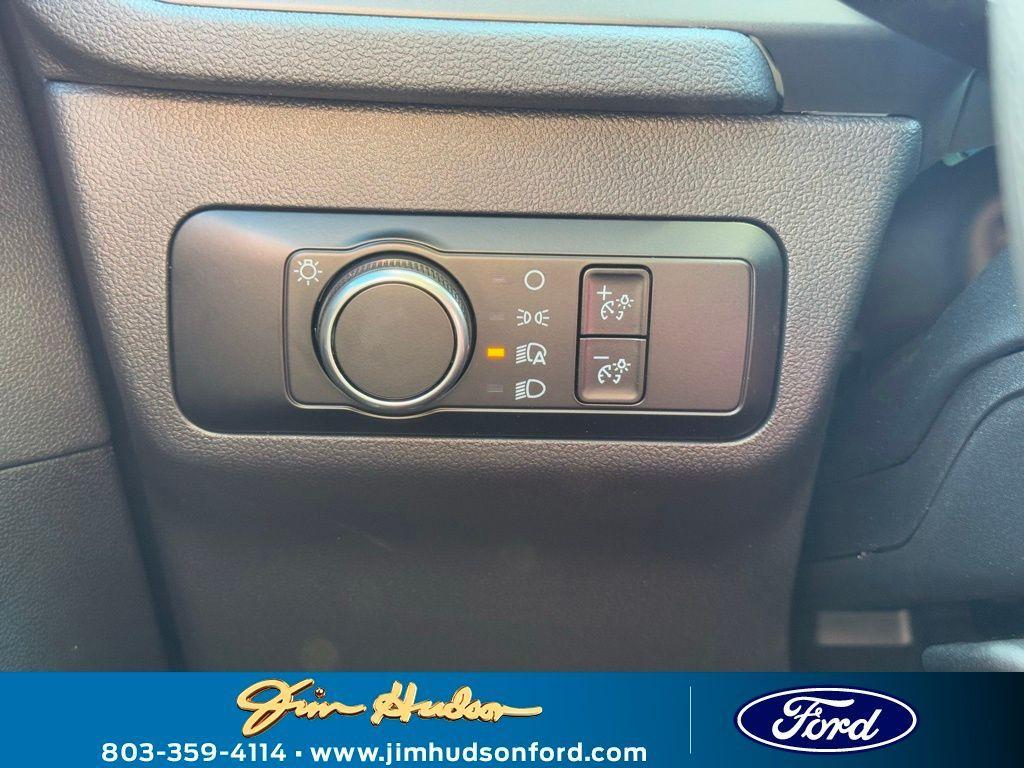 new 2025 Ford Escape car, priced at $29,940