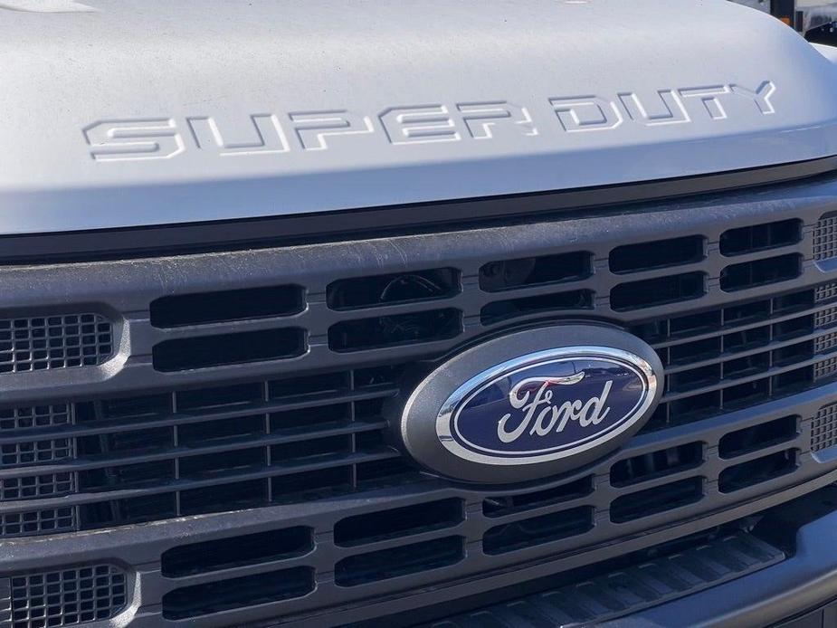 new 2023 Ford F-250 car, priced at $54,665