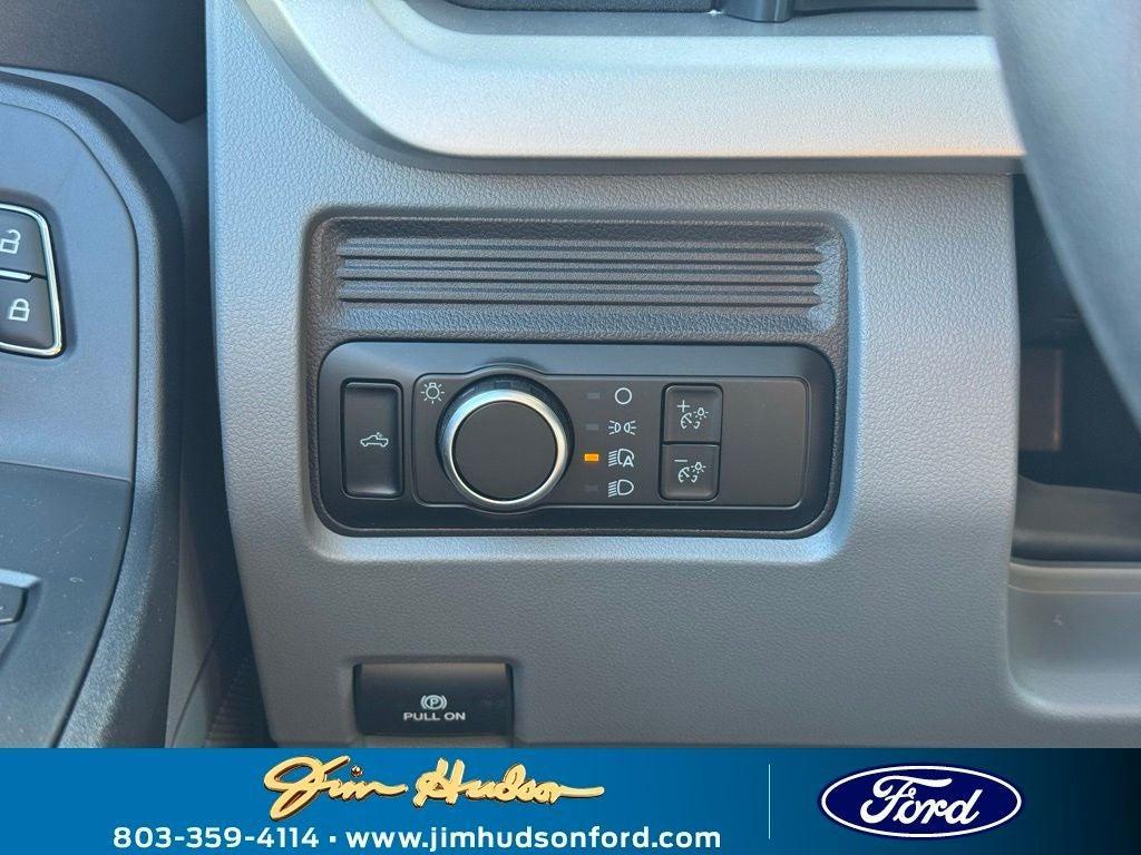 new 2025 Ford F-250 car, priced at $68,715