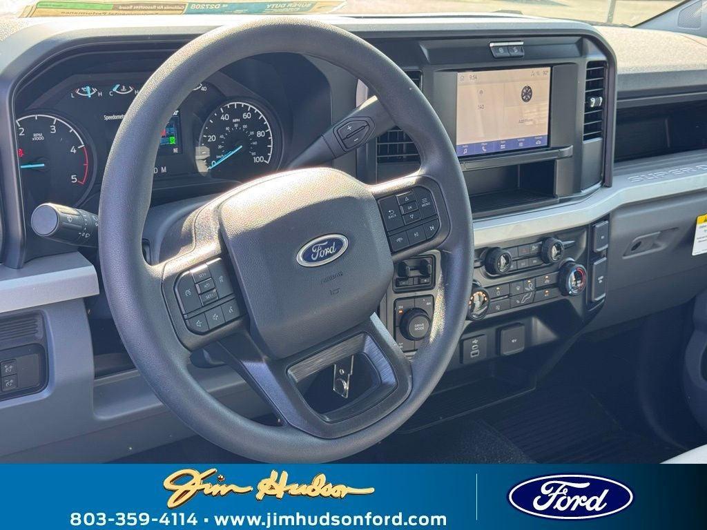 new 2025 Ford F-250 car, priced at $68,715