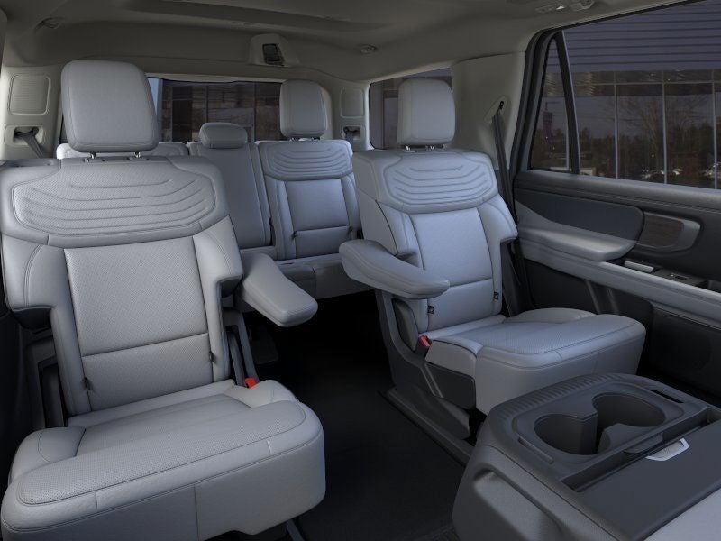 new 2025 Ford Expedition car, priced at $90,900