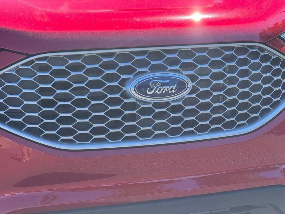 new 2024 Ford Edge car, priced at $39,385