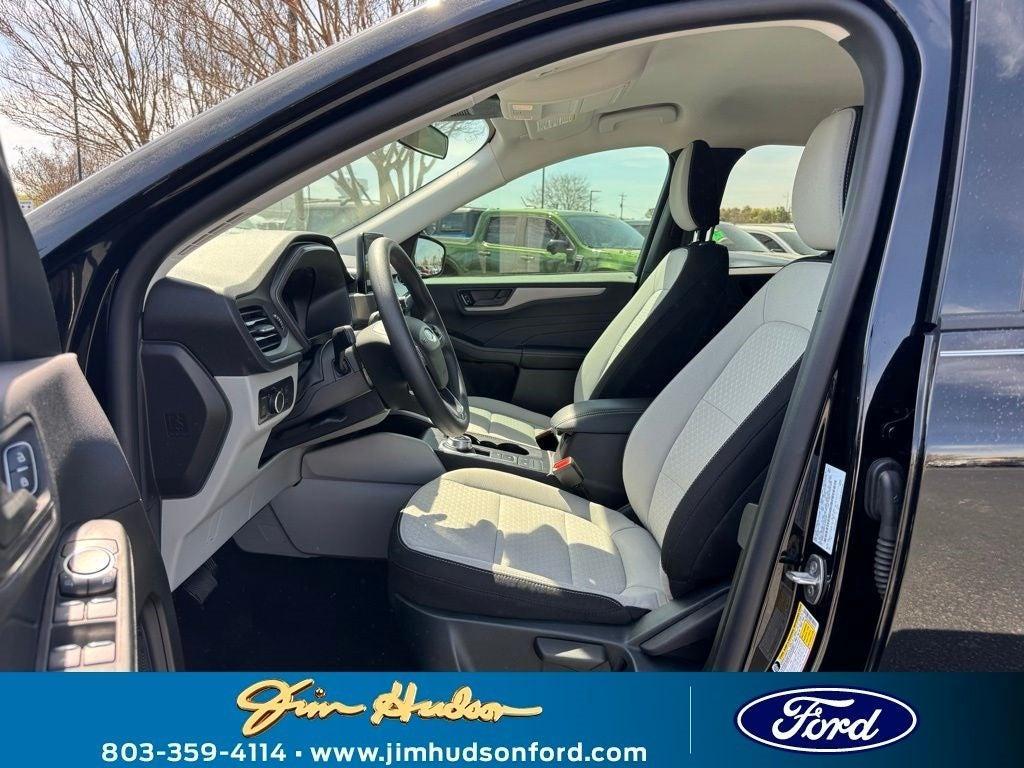 new 2025 Ford Escape car, priced at $25,095