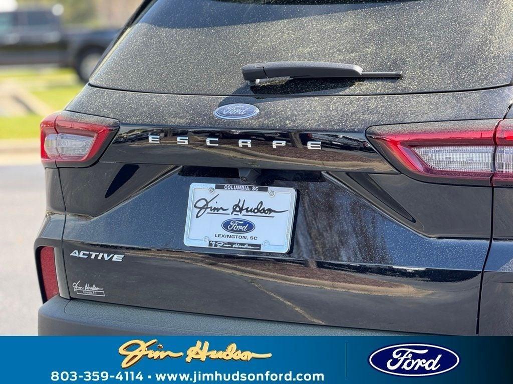 new 2025 Ford Escape car, priced at $25,095