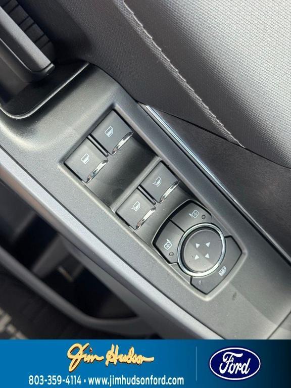 new 2025 Ford F-150 car, priced at $52,670