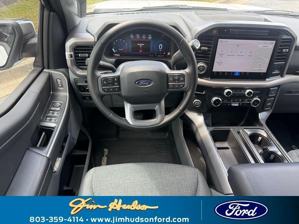 new 2025 Ford F-150 car, priced at $52,670
