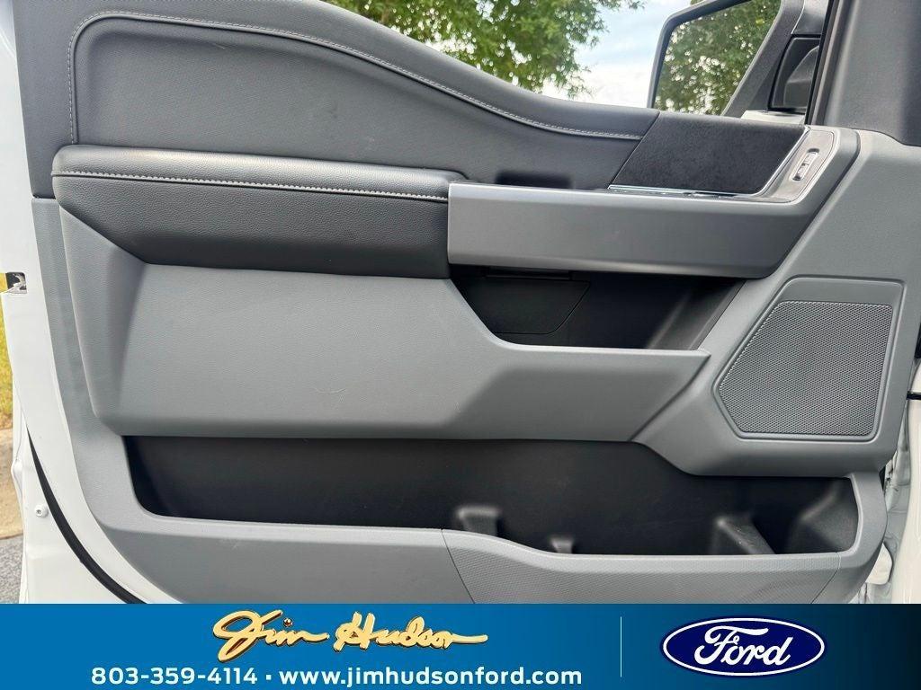 new 2025 Ford F-150 car, priced at $52,670