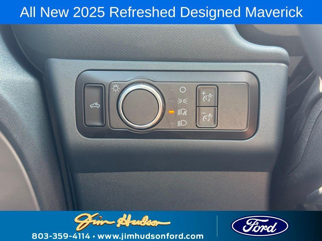 new 2025 Ford Maverick car, priced at $33,330