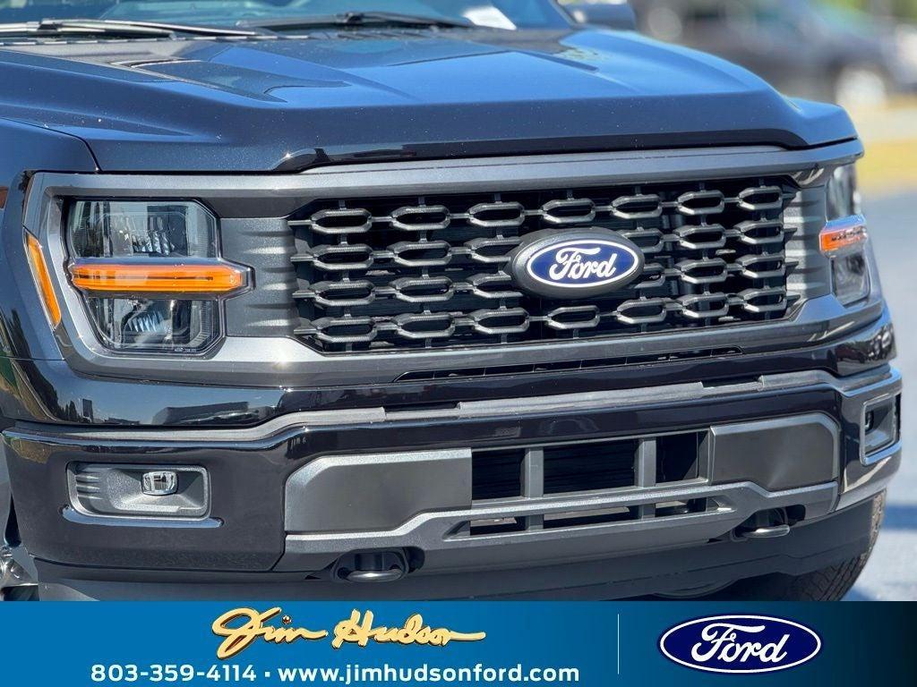 new 2025 Ford F-150 car, priced at $52,160