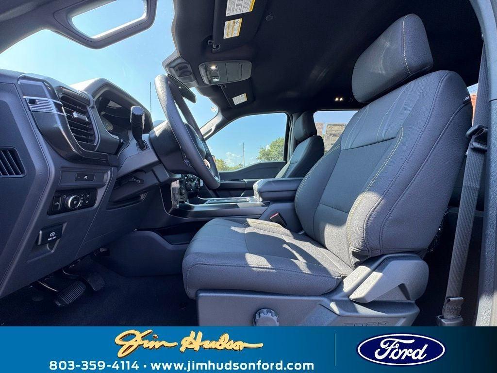 new 2025 Ford F-150 car, priced at $52,160
