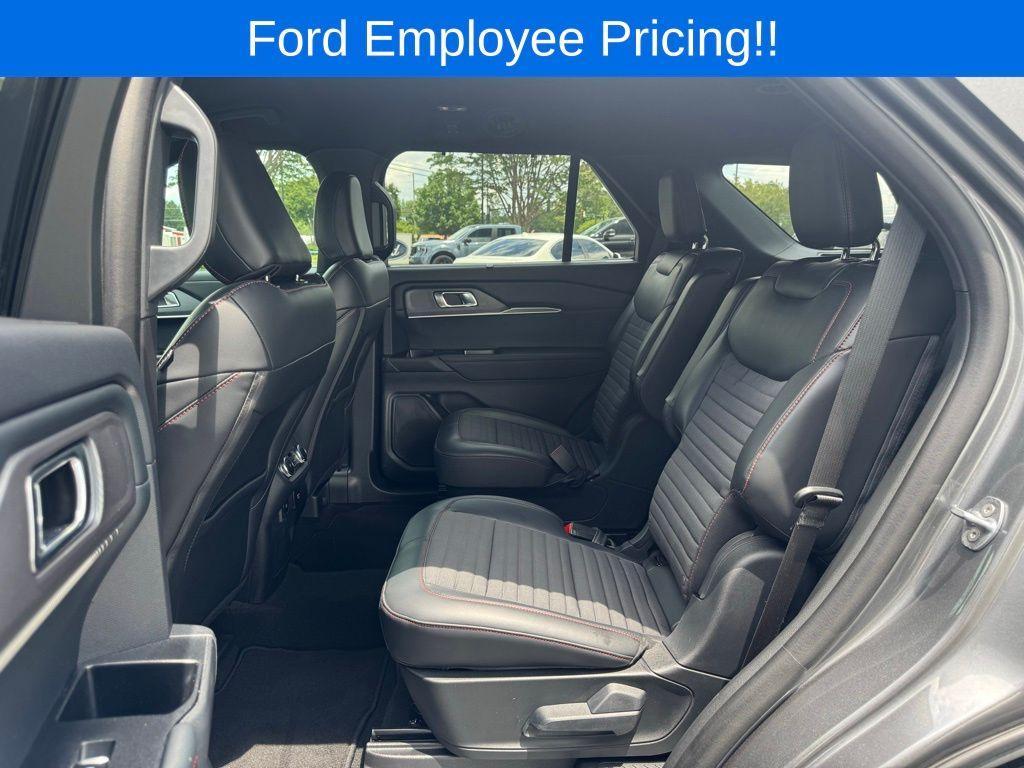 new 2025 Ford Explorer car, priced at $46,323