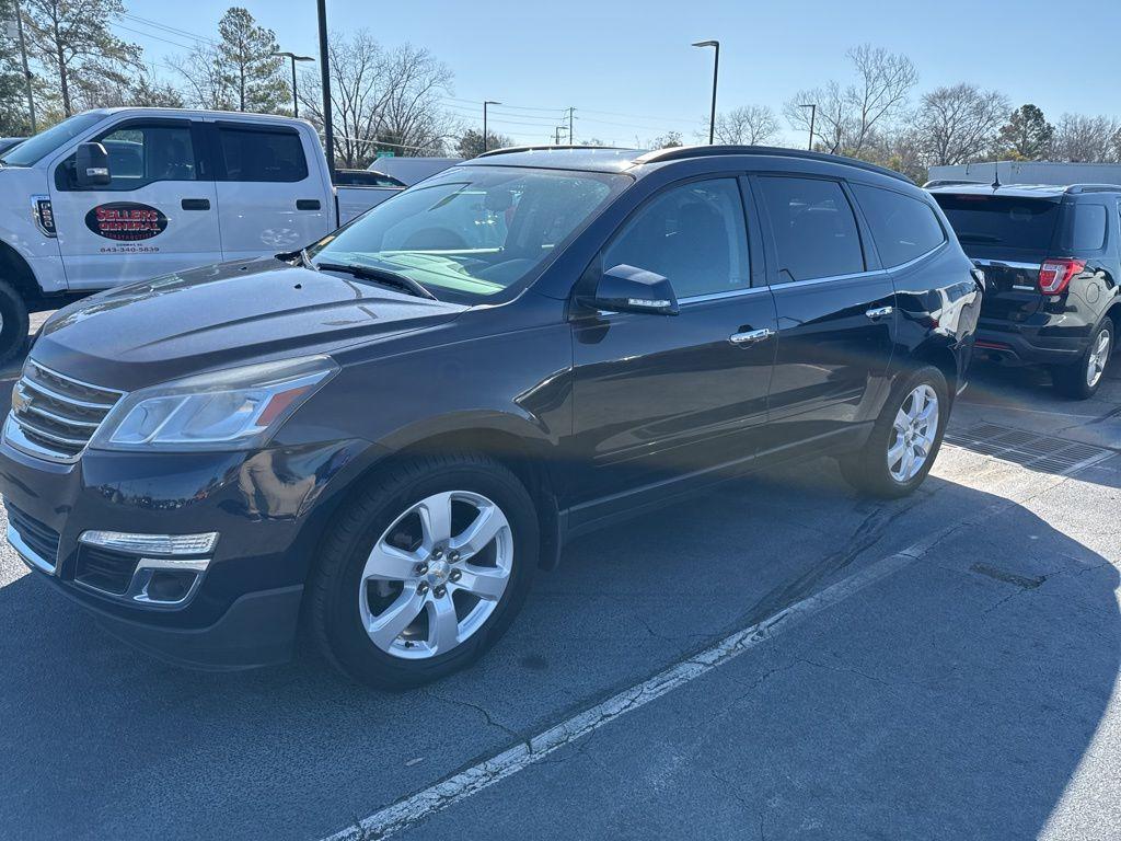 used 2016 Chevrolet Traverse car, priced at $9,999