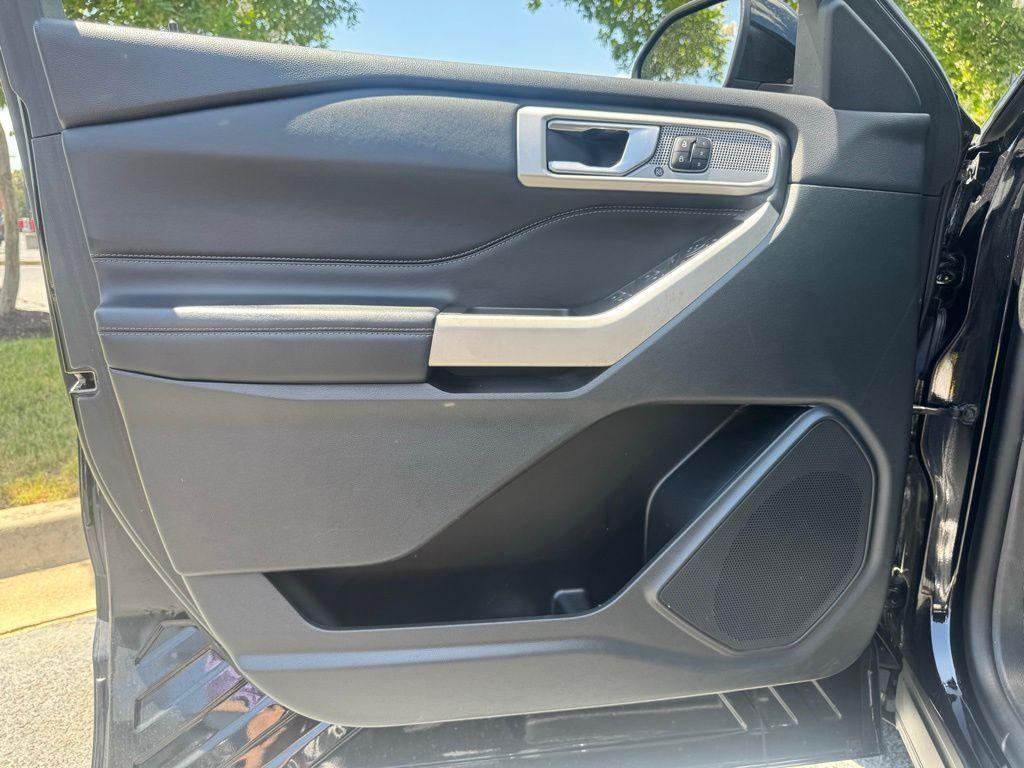 used 2023 Ford Explorer car, priced at $32,999