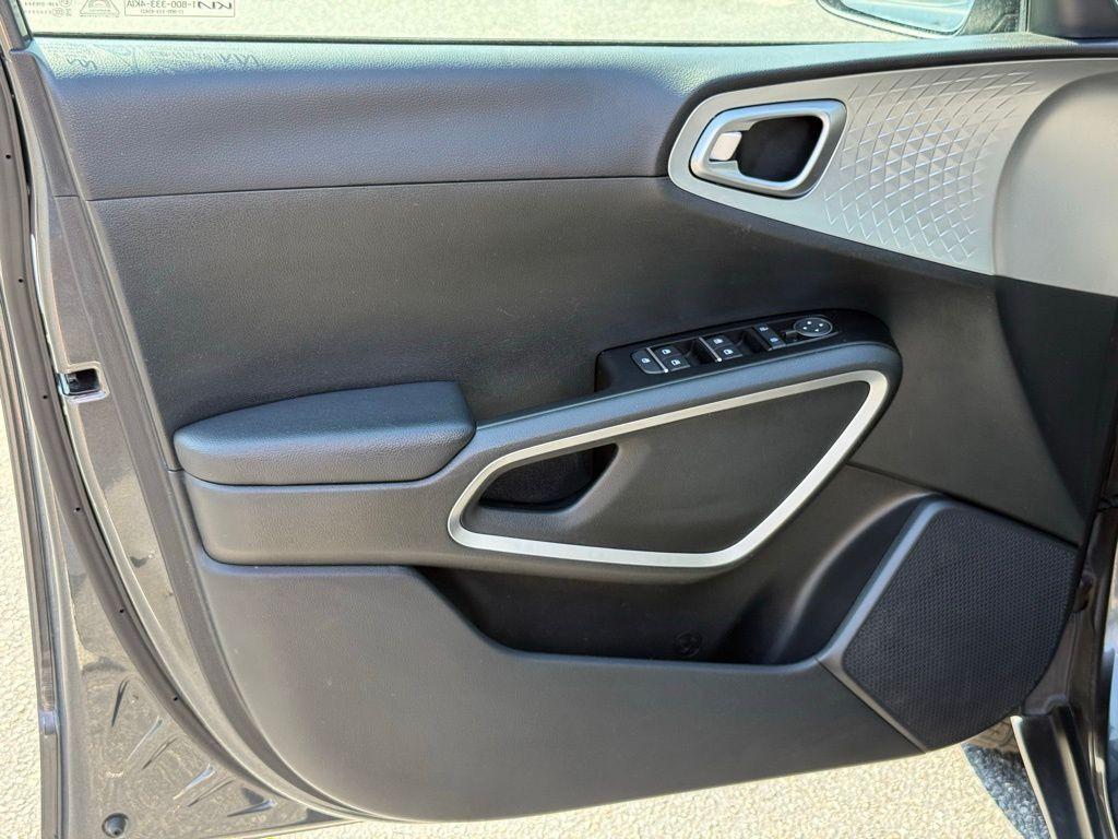 used 2023 Kia Soul car, priced at $18,871