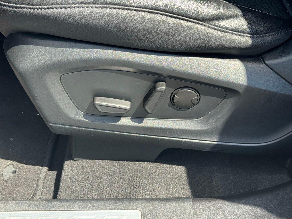 used 2023 Ford Explorer car, priced at $31,999