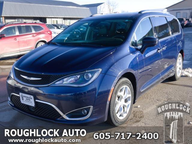 used 2018 Chrysler Pacifica car, priced at $15,994