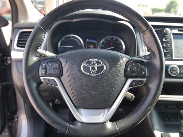 used 2017 Toyota Highlander Hybrid car, priced at $23,392