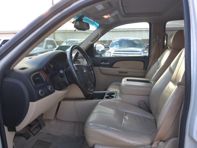 used 2007 Chevrolet Avalanche car, priced at $7,550