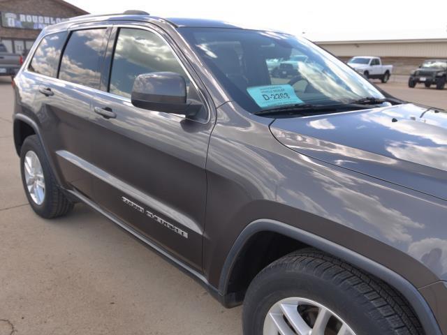 used 2017 Jeep Grand Cherokee car, priced at $13,403