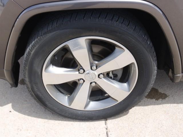 used 2016 Jeep Grand Cherokee car, priced at $14,788